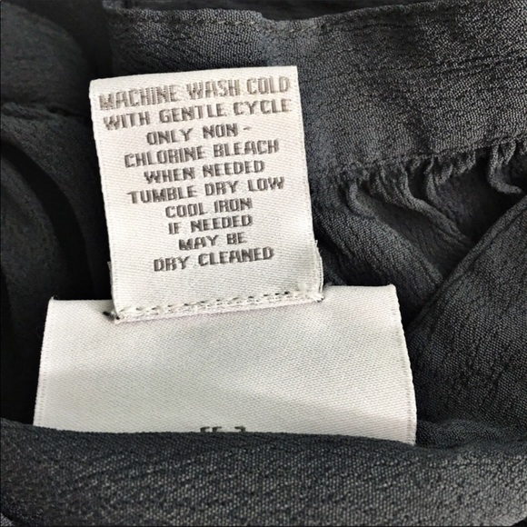 Soft Surroundings Gray Pintuck Floral Embroidered Tunic Blouse M - Picture 6 of 7